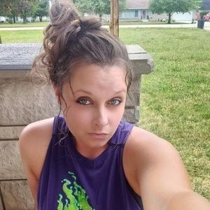 Meet your Posher, Nowelle